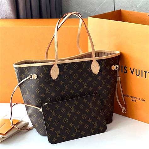 tui xach louis vuitton|túi xách kim long.